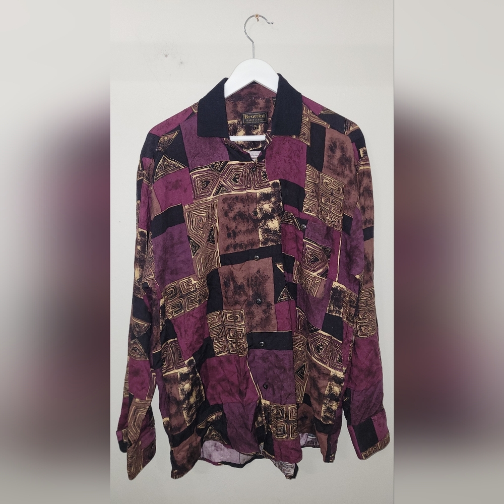 Mens size medium 15 /15.5 bruttini dress shirt rayon purple & tan